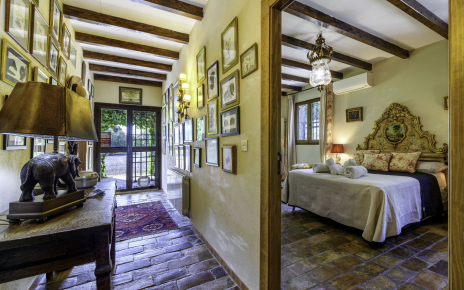 This villa is arranged all on one floor